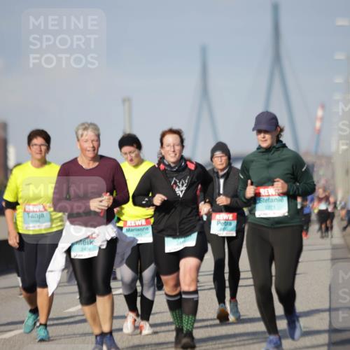 03.10.2025 - Köhlbrandbrückenlauf Jannik Wohlers http://msf.ph/oto/9093308 03.10.2025 10:12:06 Position 3 2436, 1963, 2116, 2271 meine-sportfotos.de