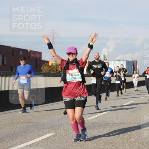 03.10.2025 - Köhlbrandbrückenlauf Jannik Wohlers http://msf.ph/oto/9093459 03.10.2025 10:00:37 Position 3 2017 meine-sportfotos.de