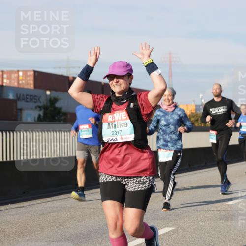 03.10.2025 - Köhlbrandbrückenlauf Jannik Wohlers http://msf.ph/oto/9093501 03.10.2025 10:00:38 Position 3 2017 meine-sportfotos.de