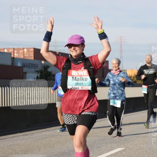 03.10.2025 - Köhlbrandbrückenlauf Jannik Wohlers http://msf.ph/oto/9093513 03.10.2025 10:00:38 Position 3 2017 meine-sportfotos.de