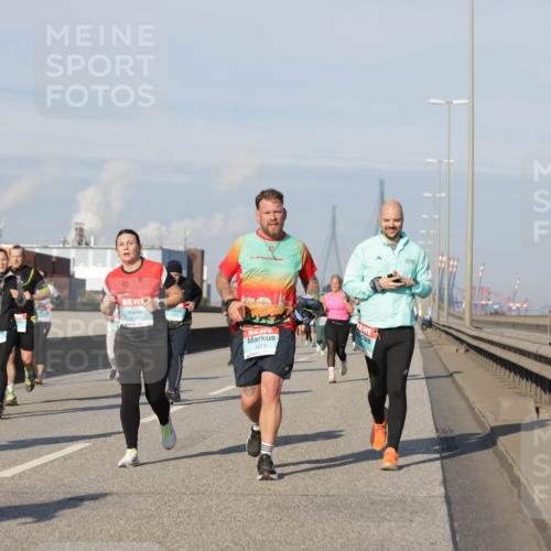 03.10.2025 - Köhlbrandbrückenlauf Jannik Wohlers http://msf.ph/oto/9093566 03.10.2025 10:00:40 Position 3 3747, 1573 meine-sportfotos.de