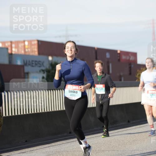 03.10.2025 - Köhlbrandbrückenlauf Jannik Wohlers http://msf.ph/oto/9093669 03.10.2025 10:12:17 Position 3 2579, 2252 meine-sportfotos.de
