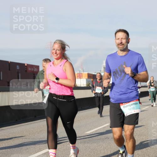 03.10.2025 - Köhlbrandbrückenlauf Jannik Wohlers http://msf.ph/oto/9093839 03.10.2025 10:00:47 Position 3 1212 meine-sportfotos.de