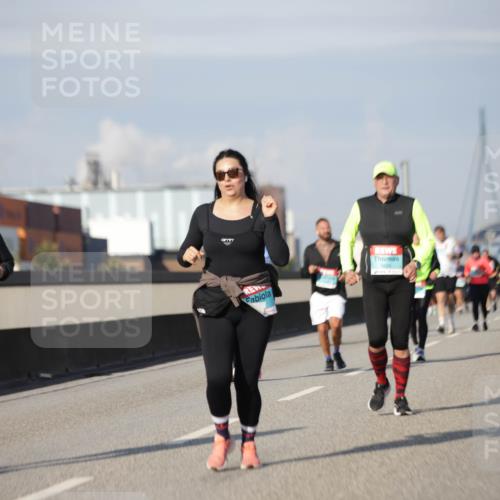 03.10.2025 - Köhlbrandbrückenlauf Jannik Wohlers http://msf.ph/oto/9093926 03.10.2025 10:12:29 Position 3 3800 meine-sportfotos.de