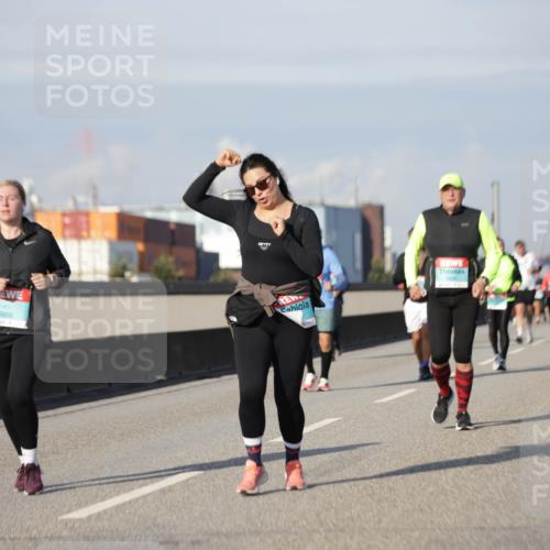 03.10.2025 - Köhlbrandbrückenlauf Jannik Wohlers http://msf.ph/oto/9093945 03.10.2025 10:12:30 Position 3  meine-sportfotos.de