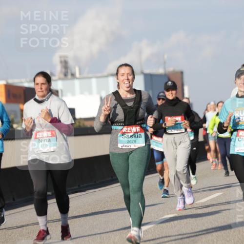 03.10.2025 - Köhlbrandbrückenlauf Jannik Wohlers http://msf.ph/oto/9093972 03.10.2025 10:00:51 Position 3 1719, 2678, 2293, 1903 meine-sportfotos.de