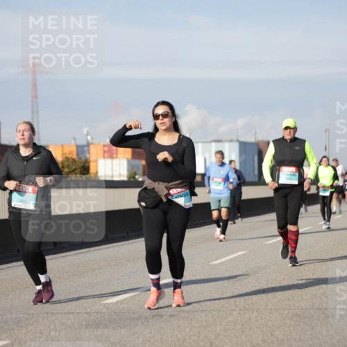 03.10.2025 - Köhlbrandbrückenlauf Jannik Wohlers http://msf.ph/oto/9093989 03.10.2025 10:12:31 Position 3 3800 meine-sportfotos.de