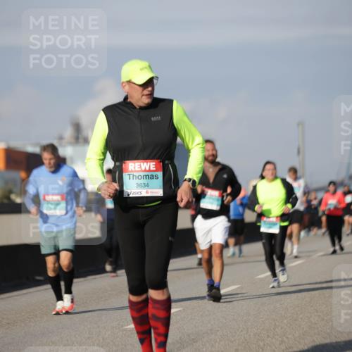 03.10.2025 - Köhlbrandbrückenlauf Jannik Wohlers http://msf.ph/oto/9094017 03.10.2025 10:12:33 Position 3 3634 meine-sportfotos.de