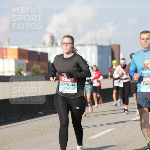 03.10.2025 - Köhlbrandbrückenlauf Jannik Wohlers http://msf.ph/oto/9094074 03.10.2025 10:00:56 Position 3 2641, 3446 meine-sportfotos.de