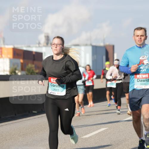 03.10.2025 - Köhlbrandbrückenlauf Jannik Wohlers http://msf.ph/oto/9094085 03.10.2025 10:00:56 Position 3 2641, 3446 meine-sportfotos.de