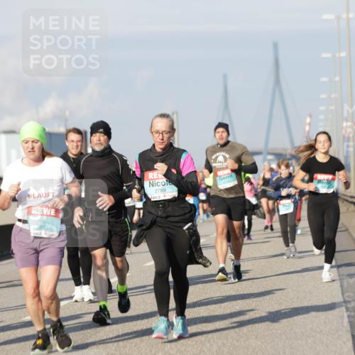 03.10.2025 - Köhlbrandbrückenlauf Jannik Wohlers http://msf.ph/oto/9094260 03.10.2025 10:01:02 Position 3 3833, 2789 meine-sportfotos.de