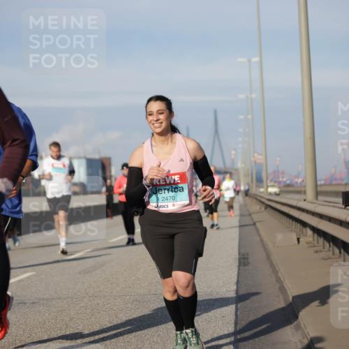 03.10.2025 - Köhlbrandbrückenlauf Jannik Wohlers http://msf.ph/oto/9094291 03.10.2025 10:12:42 Position 3 2316, 2470 meine-sportfotos.de