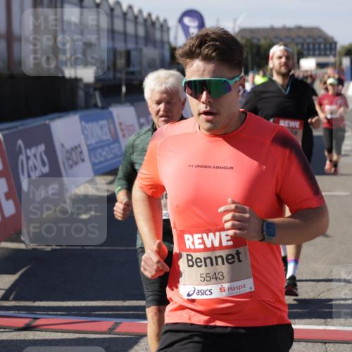 03.10.2025 - Köhlbrandbrückenlauf Jannik Wohlers http://msf.ph/oto/9094348 03.10.2025 13:20:35 Ziel 4269, 4385, 4476, 4570, 4591, 4672, 4739, 4790, 4859, 5082, 5543, 5631, 5790, 6777, 6807 meine-sportfotos.de