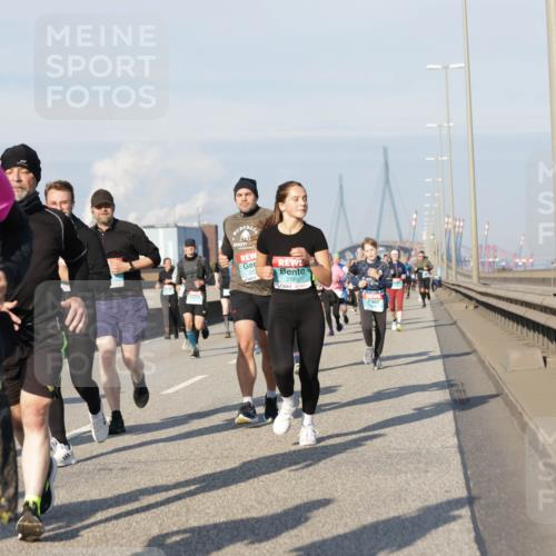 03.10.2025 - Köhlbrandbrückenlauf Jannik Wohlers http://msf.ph/oto/9094357 03.10.2025 10:01:05 Position 3 2789, 211, 3125 meine-sportfotos.de