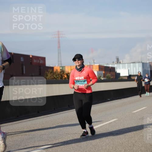 03.10.2025 - Köhlbrandbrückenlauf Jannik Wohlers http://msf.ph/oto/9094369 03.10.2025 10:12:46 Position 3 2619, 2576 meine-sportfotos.de