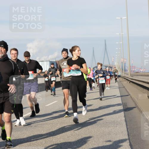 03.10.2025 - Köhlbrandbrückenlauf Jannik Wohlers http://msf.ph/oto/9094373 03.10.2025 10:01:05 Position 3 89, 3125 meine-sportfotos.de