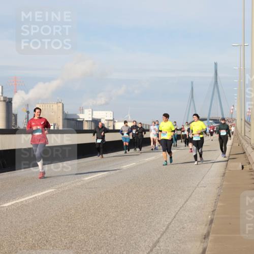 03.10.2025 - Köhlbrandbrückenlauf Lena Gebhardt http://msf.ph/oto/9094380 03.10.2025 10:09:13 Position 2  meine-sportfotos.de