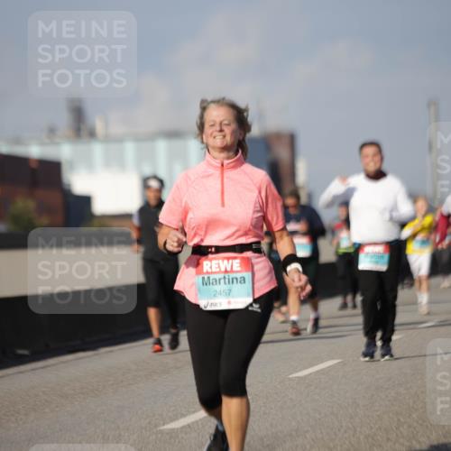 03.10.2025 - Köhlbrandbrückenlauf Jannik Wohlers http://msf.ph/oto/9094394 03.10.2025 10:12:48 Position 3 2457 meine-sportfotos.de