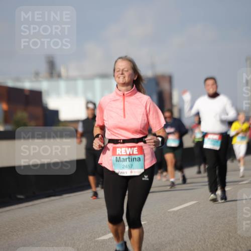 03.10.2025 - Köhlbrandbrückenlauf Jannik Wohlers http://msf.ph/oto/9094408 03.10.2025 10:12:48 Position 3 2457 meine-sportfotos.de