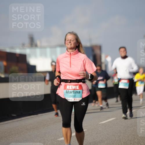 03.10.2025 - Köhlbrandbrückenlauf Jannik Wohlers http://msf.ph/oto/9094411 03.10.2025 10:12:48 Position 3 2457 meine-sportfotos.de