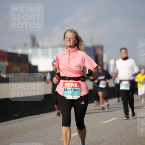 03.10.2025 - Köhlbrandbrückenlauf Jannik Wohlers http://msf.ph/oto/9094418 03.10.2025 10:12:48 Position 3 2457 meine-sportfotos.de