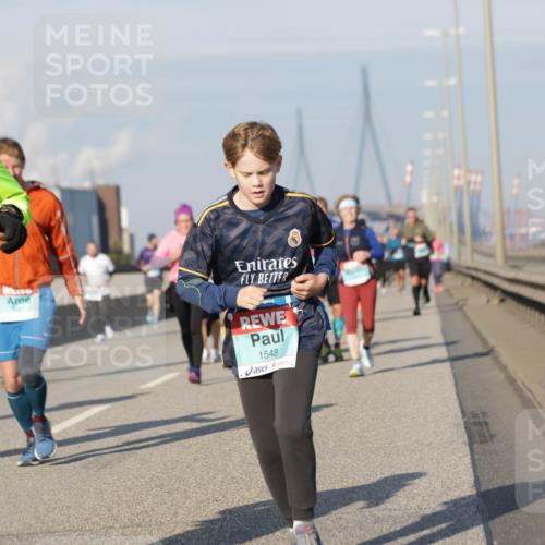 03.10.2025 - Köhlbrandbrückenlauf Jannik Wohlers http://msf.ph/oto/9094533 03.10.2025 10:01:08 Position 3 1549, 1548 meine-sportfotos.de