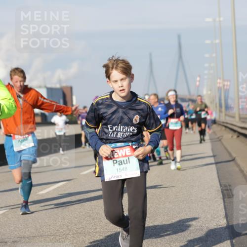 03.10.2025 - Köhlbrandbrückenlauf Jannik Wohlers http://msf.ph/oto/9094552 03.10.2025 10:01:09 Position 3 1549, 1548 meine-sportfotos.de