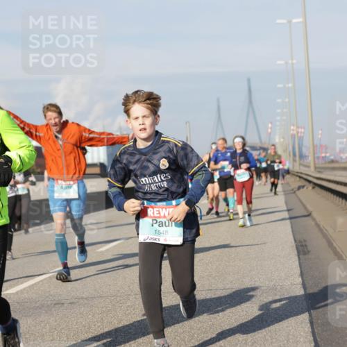 03.10.2025 - Köhlbrandbrückenlauf Jannik Wohlers http://msf.ph/oto/9094588 03.10.2025 10:01:09 Position 3 1549, 1548 meine-sportfotos.de