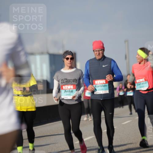 03.10.2025 - Köhlbrandbrückenlauf Jannik Wohlers http://msf.ph/oto/9094632 03.10.2025 10:12:56 Position 3 2466, 2248, 2299 meine-sportfotos.de