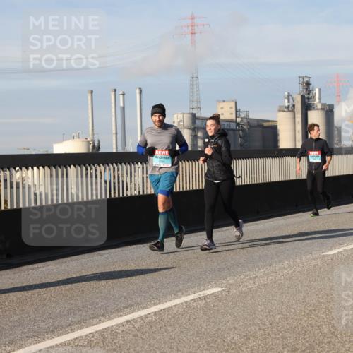 03.10.2025 - Köhlbrandbrückenlauf Lena Gebhardt http://msf.ph/oto/9094643 03.10.2025 10:09:22 Position 2 1769 meine-sportfotos.de