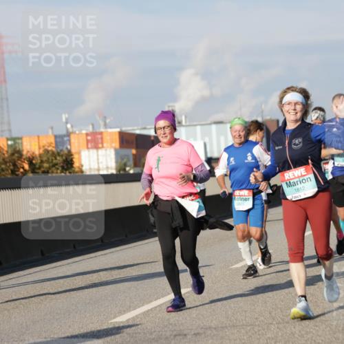 03.10.2025 - Köhlbrandbrückenlauf Jannik Wohlers http://msf.ph/oto/9094753 03.10.2025 10:01:13 Position 3 3505, 1812, 3506 meine-sportfotos.de