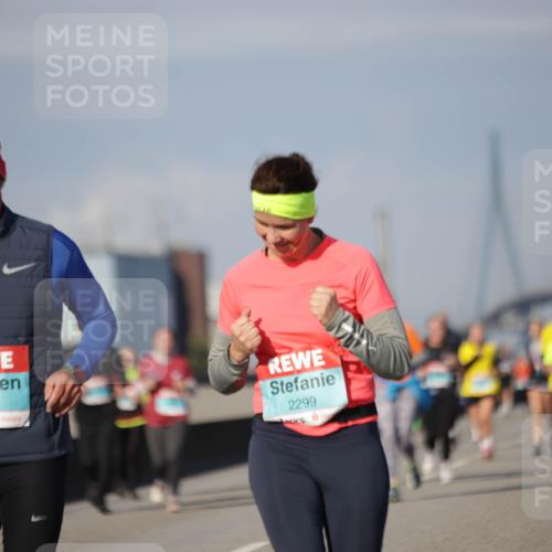 03.10.2025 - Köhlbrandbrückenlauf Jannik Wohlers http://msf.ph/oto/9094754 03.10.2025 10:12:59 Position 3 2248, 2299 meine-sportfotos.de