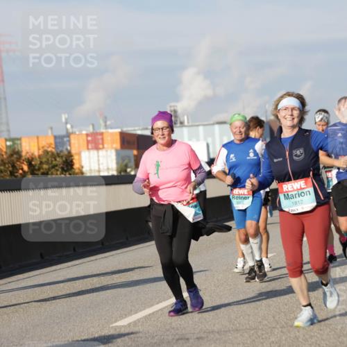 03.10.2025 - Köhlbrandbrückenlauf Jannik Wohlers http://msf.ph/oto/9094759 03.10.2025 10:01:13 Position 3 3468, 3505, 1812 meine-sportfotos.de