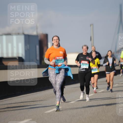 03.10.2025 - Köhlbrandbrückenlauf Jannik Wohlers http://msf.ph/oto/9094935 03.10.2025 10:13:03 Position 3 2338 meine-sportfotos.de