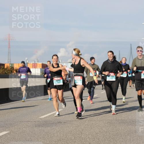 03.10.2025 - Köhlbrandbrückenlauf Jannik Wohlers http://msf.ph/oto/9095018 03.10.2025 10:01:19 Position 3 2349, 2247, 2670, 127 meine-sportfotos.de