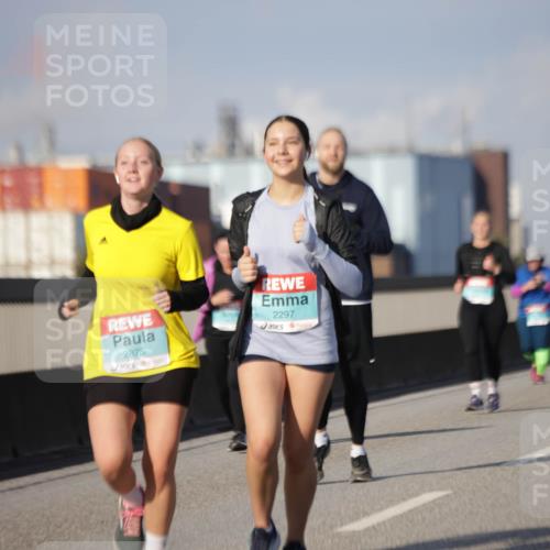 03.10.2025 - Köhlbrandbrückenlauf Jannik Wohlers http://msf.ph/oto/9095105 03.10.2025 10:13:14 Position 3 2875, 2297 meine-sportfotos.de