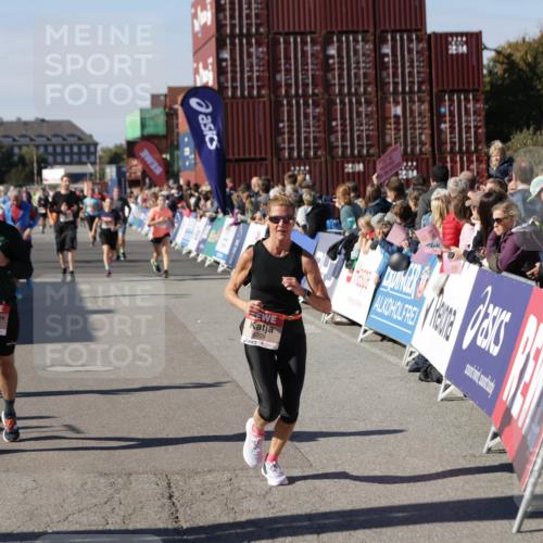 03.10.2025 - Köhlbrandbrückenlauf Jannik Wohlers http://msf.ph/oto/9095112 03.10.2025 13:20:48 Ziel 4476, 4646, 4709, 4915, 4916, 5084, 5480, 5488, 5774, 5918, 5920, 6703, 6777 meine-sportfotos.de