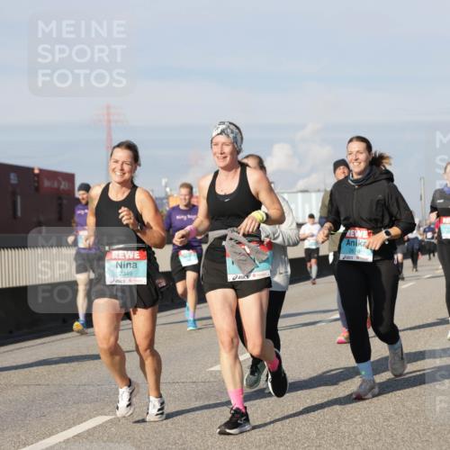 03.10.2025 - Köhlbrandbrückenlauf Jannik Wohlers http://msf.ph/oto/9095133 03.10.2025 10:01:20 Position 3 2349, 2670 meine-sportfotos.de