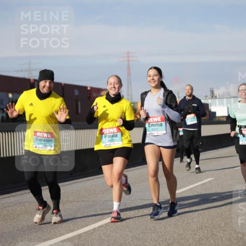 03.10.2025 - Köhlbrandbrückenlauf Jannik Wohlers http://msf.ph/oto/9095208 03.10.2025 10:13:16 Position 3 2872, 2875, 2297, 2924 meine-sportfotos.de