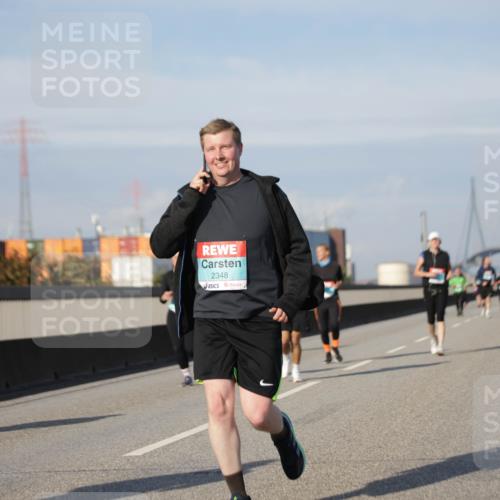 03.10.2025 - Köhlbrandbrückenlauf Jannik Wohlers http://msf.ph/oto/9095281 03.10.2025 10:13:20 Position 3 2348 meine-sportfotos.de