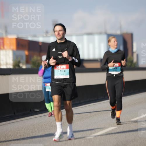 03.10.2025 - Köhlbrandbrückenlauf Jannik Wohlers http://msf.ph/oto/9095308 03.10.2025 10:13:21 Position 3 2550, 3565 meine-sportfotos.de