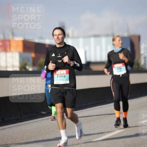03.10.2025 - Köhlbrandbrückenlauf Jannik Wohlers http://msf.ph/oto/9095328 03.10.2025 10:13:22 Position 3 3565, 2550 meine-sportfotos.de