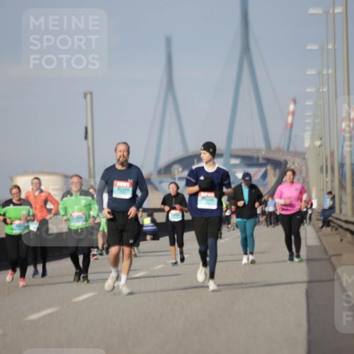 03.10.2025 - Köhlbrandbrückenlauf Jannik Wohlers http://msf.ph/oto/9095446 03.10.2025 10:13:28 Position 3  meine-sportfotos.de
