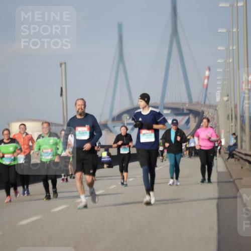 03.10.2025 - Köhlbrandbrückenlauf Jannik Wohlers http://msf.ph/oto/9095485 03.10.2025 10:13:28 Position 3  meine-sportfotos.de