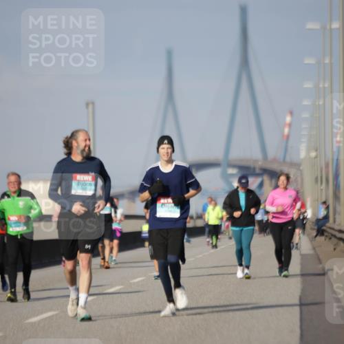 03.10.2025 - Köhlbrandbrückenlauf Jannik Wohlers http://msf.ph/oto/9095494 03.10.2025 10:13:31 Position 3  meine-sportfotos.de