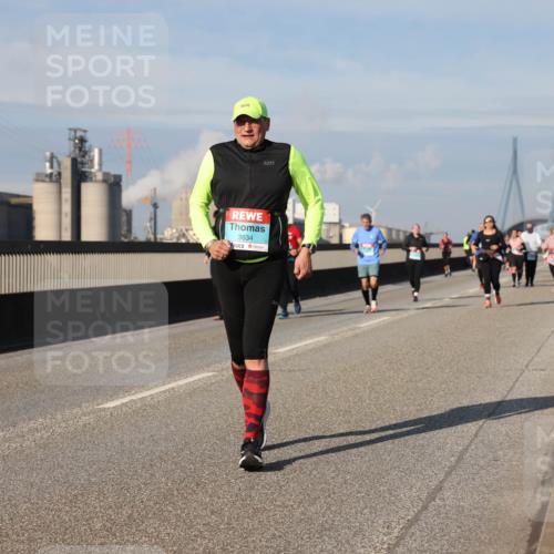 03.10.2025 - Köhlbrandbrückenlauf Lena Gebhardt http://msf.ph/oto/9095505 03.10.2025 10:09:46 Position 2  meine-sportfotos.de