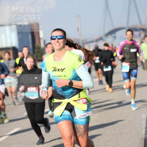 03.10.2025 - Köhlbrandbrückenlauf Jannik Wohlers http://msf.ph/oto/9095538 03.10.2025 10:04:19 Position 3 1452 meine-sportfotos.de