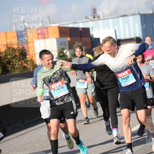 03.10.2025 - Köhlbrandbrückenlauf Jannik Wohlers http://msf.ph/oto/9095604 03.10.2025 10:04:21 Position 3 2053, 2512, 2977 meine-sportfotos.de