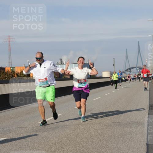 03.10.2025 - Köhlbrandbrückenlauf Jannik Wohlers http://msf.ph/oto/9095612 03.10.2025 10:13:54 Position 3 3439, 3453 meine-sportfotos.de