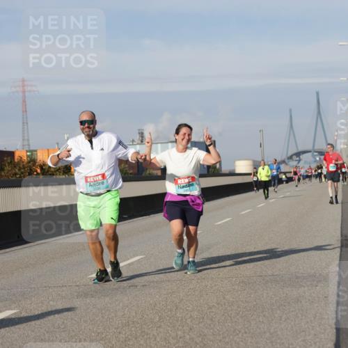 03.10.2025 - Köhlbrandbrückenlauf Jannik Wohlers http://msf.ph/oto/9095622 03.10.2025 10:13:54 Position 3 3453 meine-sportfotos.de